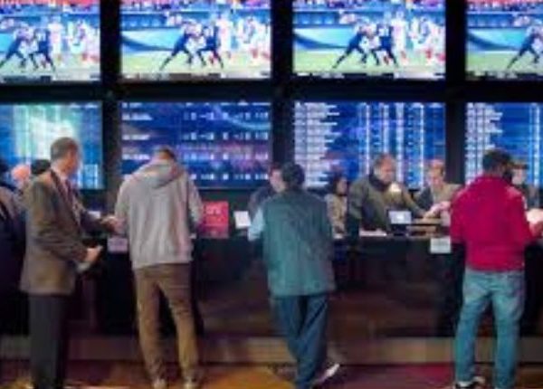 The Evolution of Sports Betting: The Rise of Online Platforms